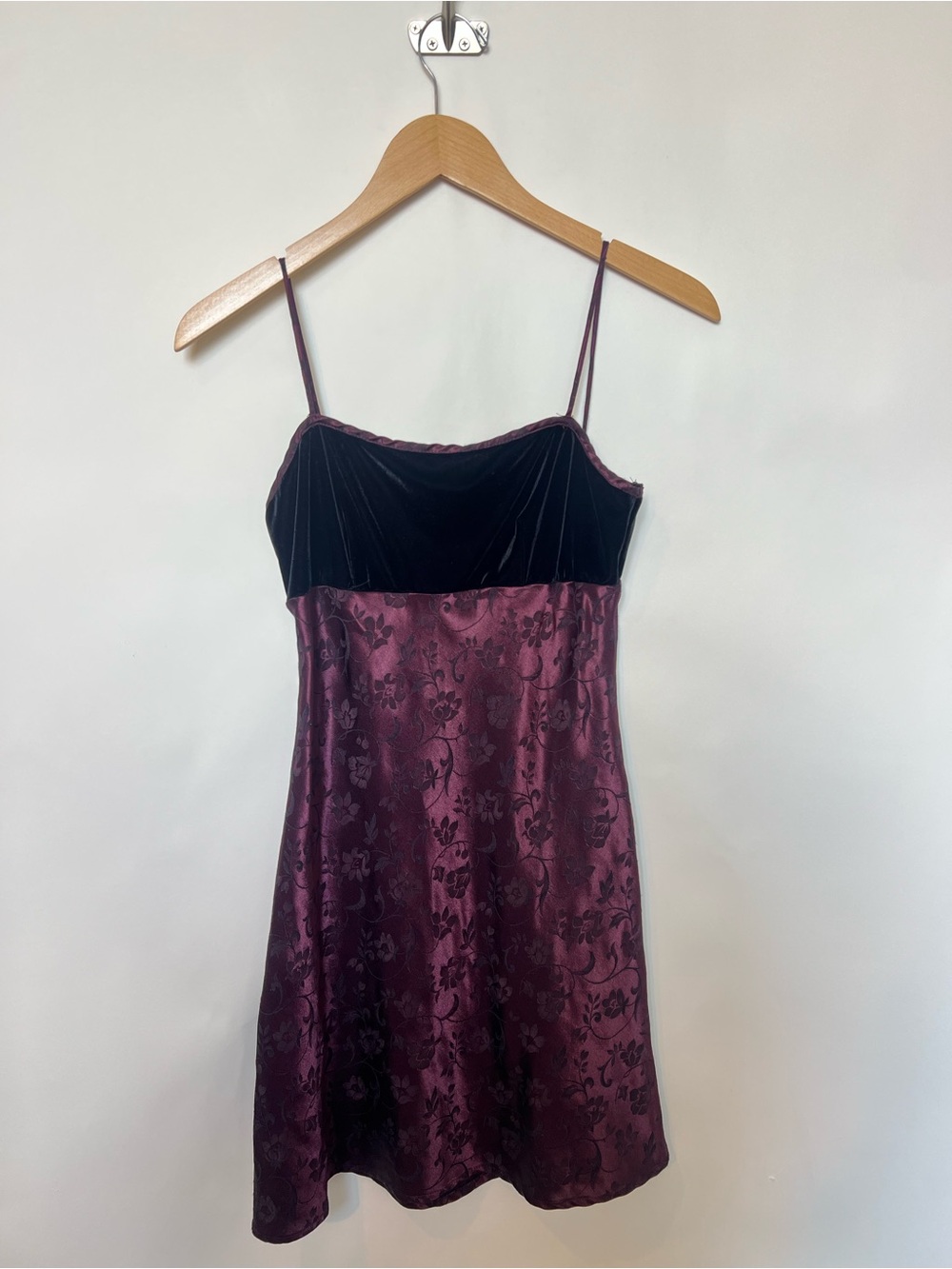Vintage Steppin Out Plum Floral Jacquard Velvet Slip Dress 90s Grunge Fairy 7/8